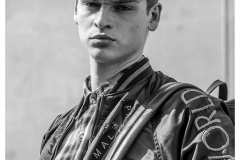 people019